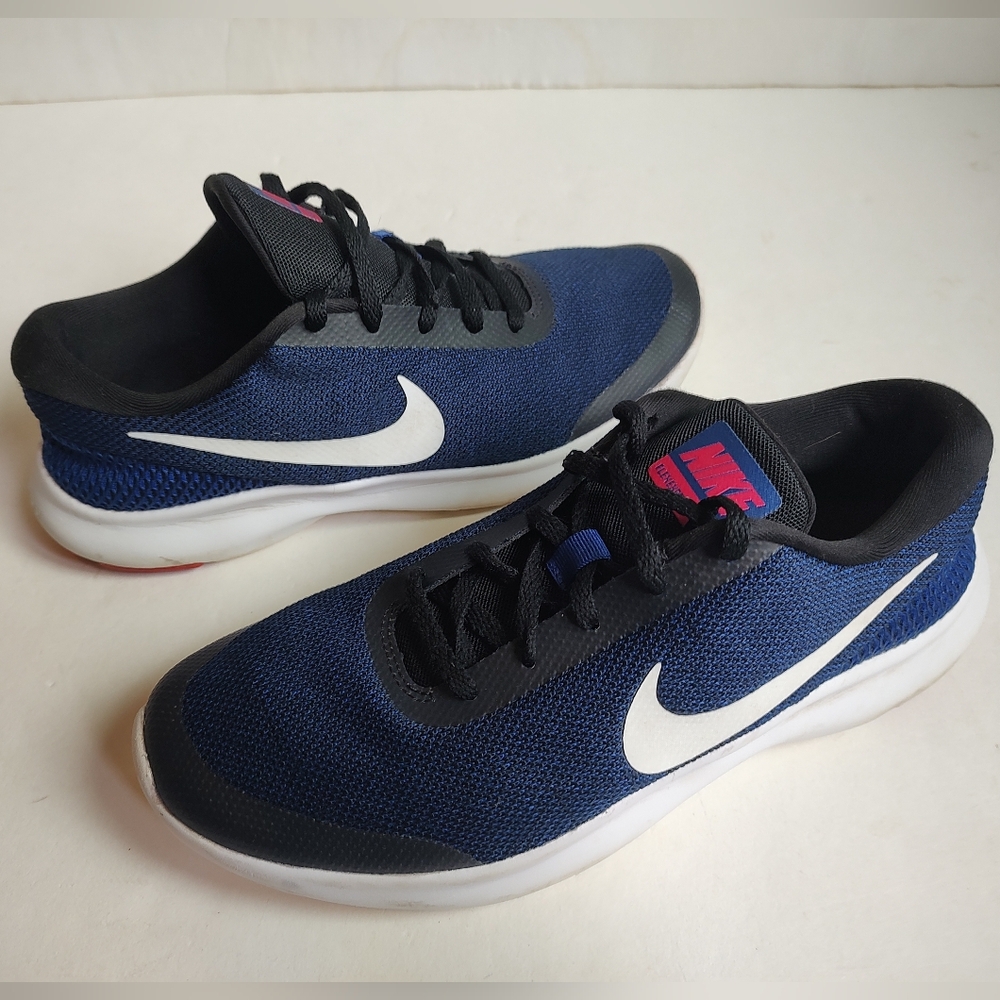 Nike Flex Experience RN 7 Sneakers Navy Black Lace Up White Running Mesh 10